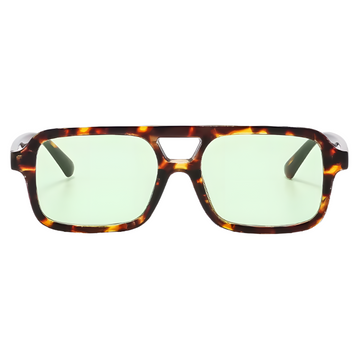 Os óculos de sol Eyvon combinam proteção UV, estilo marcante e conforto absoluto para te acompanhar sob qualquer sol.